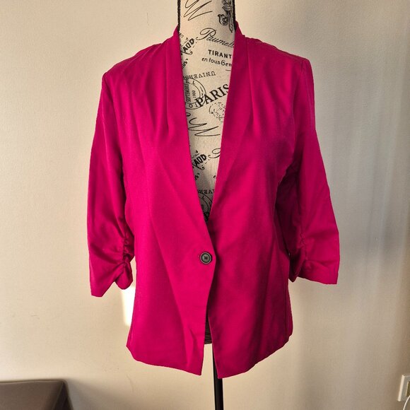 3/4 Sleeve Jacket - Picture 1 of 10